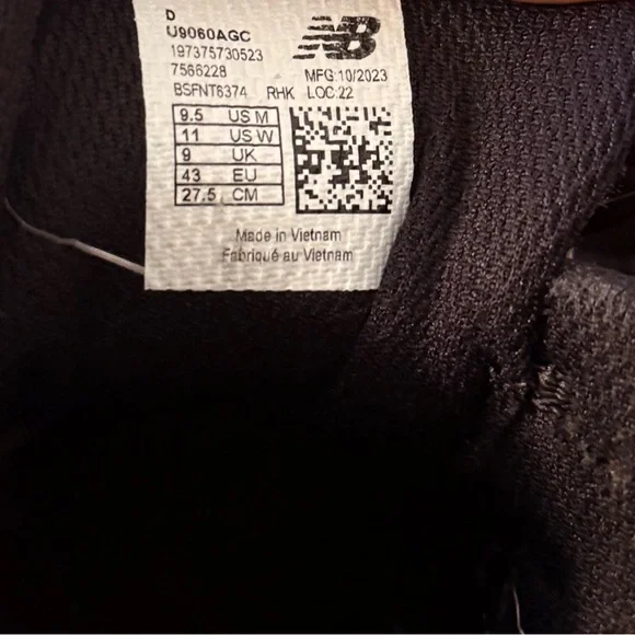 New Balance Women's Black and Blue Athletic Sneakers - Picture 3 of 4